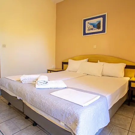 Tellis Bed & Breakfast Moraḯtika
