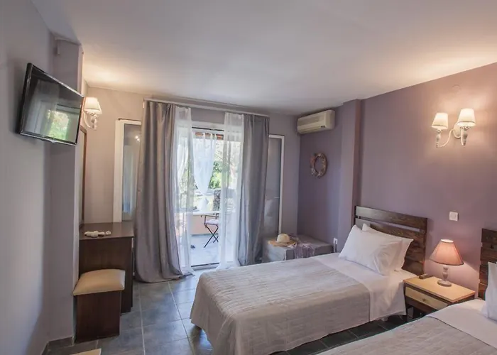 Bed and Breakfast Tellis 3*
