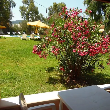 Tellis B&B Moraitika