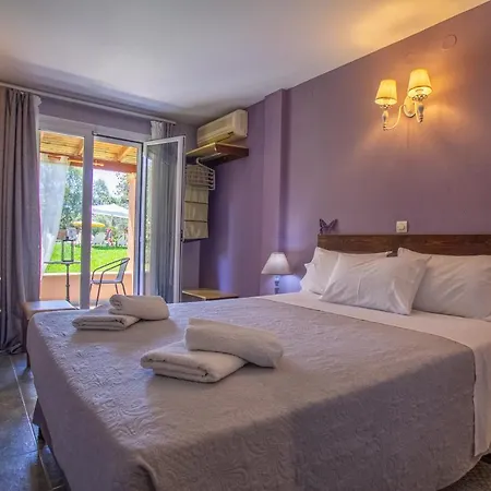 Tellis B&B Moraitika